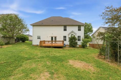 233 Briarcotes Circle La Vergne TN 37086