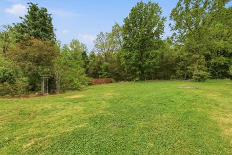233 Briarcotes Circle La Vergne TN 37086