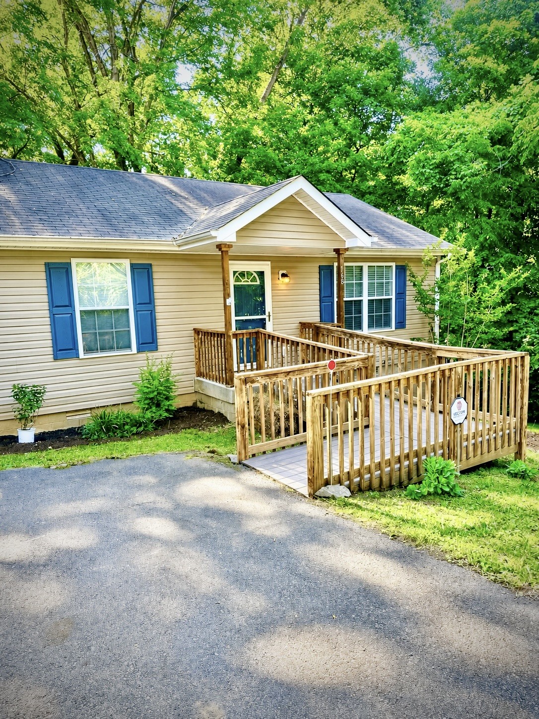168 Inglewood Drive Clarksville TN 37040
