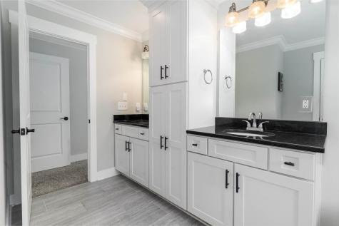 672a Annex Avenue Nashville TN 37209