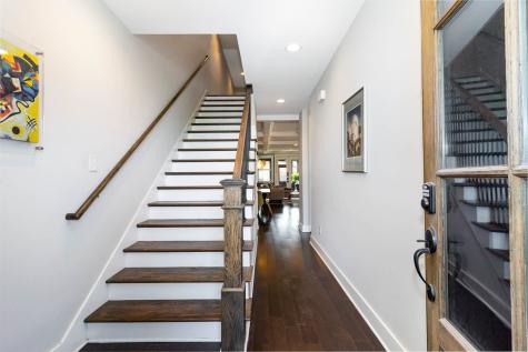 672a Annex Avenue Nashville TN 37209