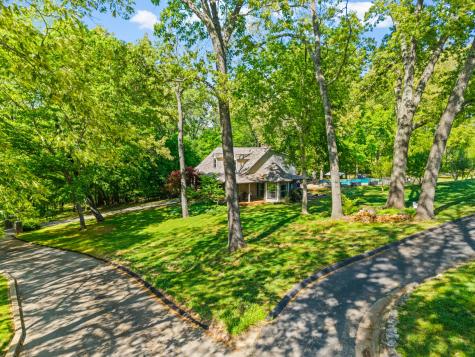 565 Arlington Place Clarksville TN 37043