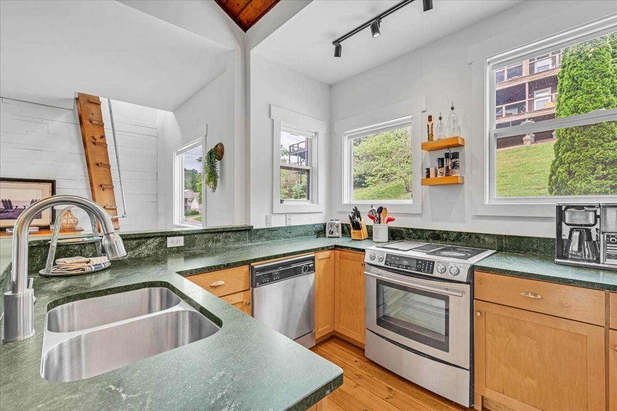105 Sandgate Court Smithville TN 37166