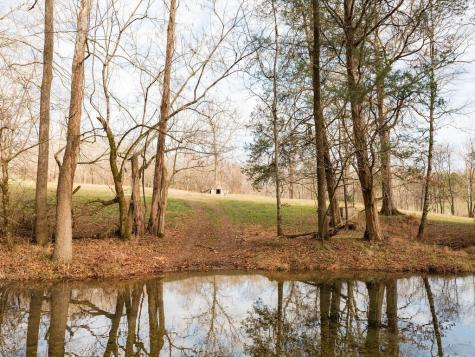 6415 Pinewood Road Nunnelly TN 37137