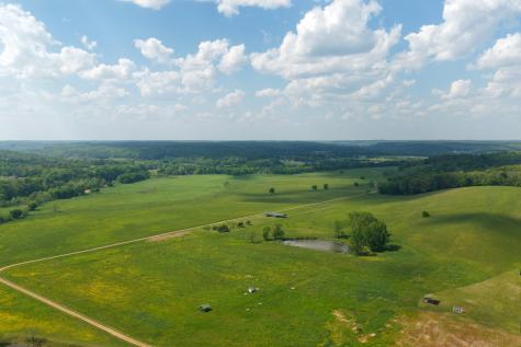 6415 Pinewood Road Nunnelly TN 37137