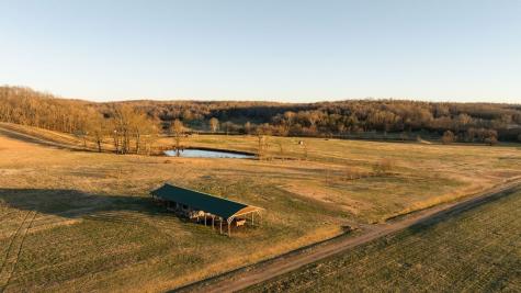 6415 Pinewood Road Nunnelly TN 37137