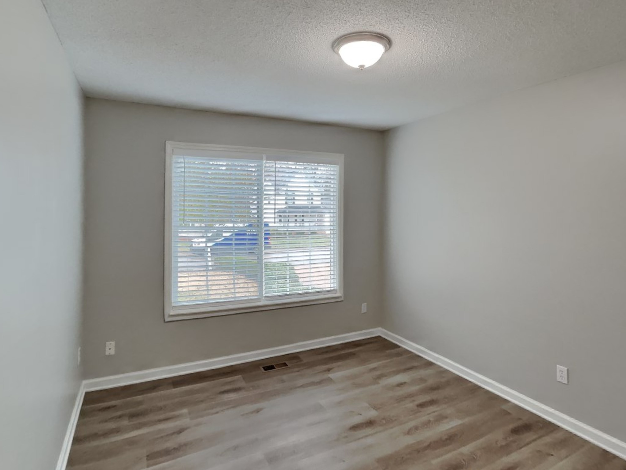 437 Bradford Circle Columbia TN 38401