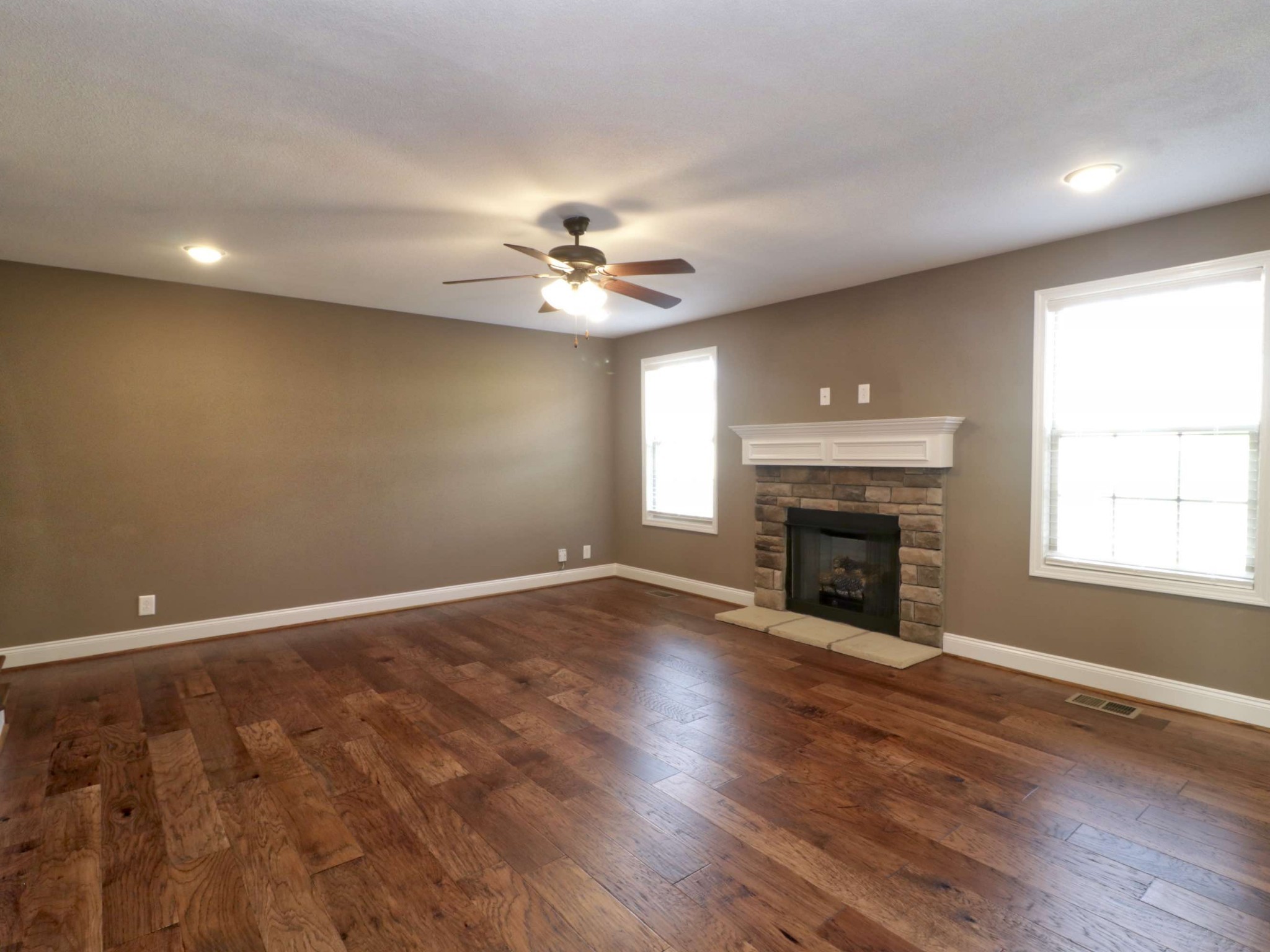 835 Crestone Lane Clarksville TN 37042