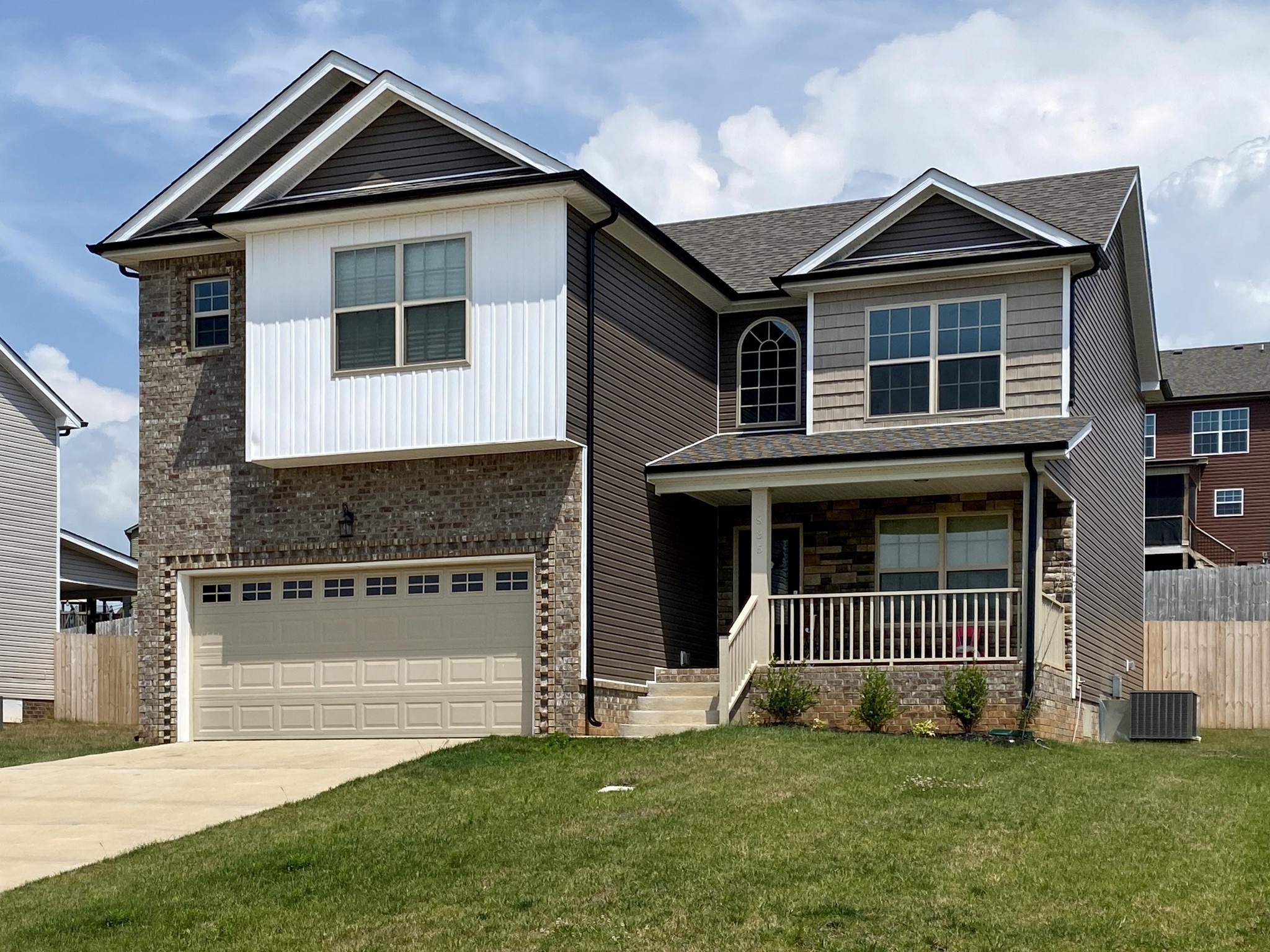 835 Crestone Lane Clarksville TN 37042