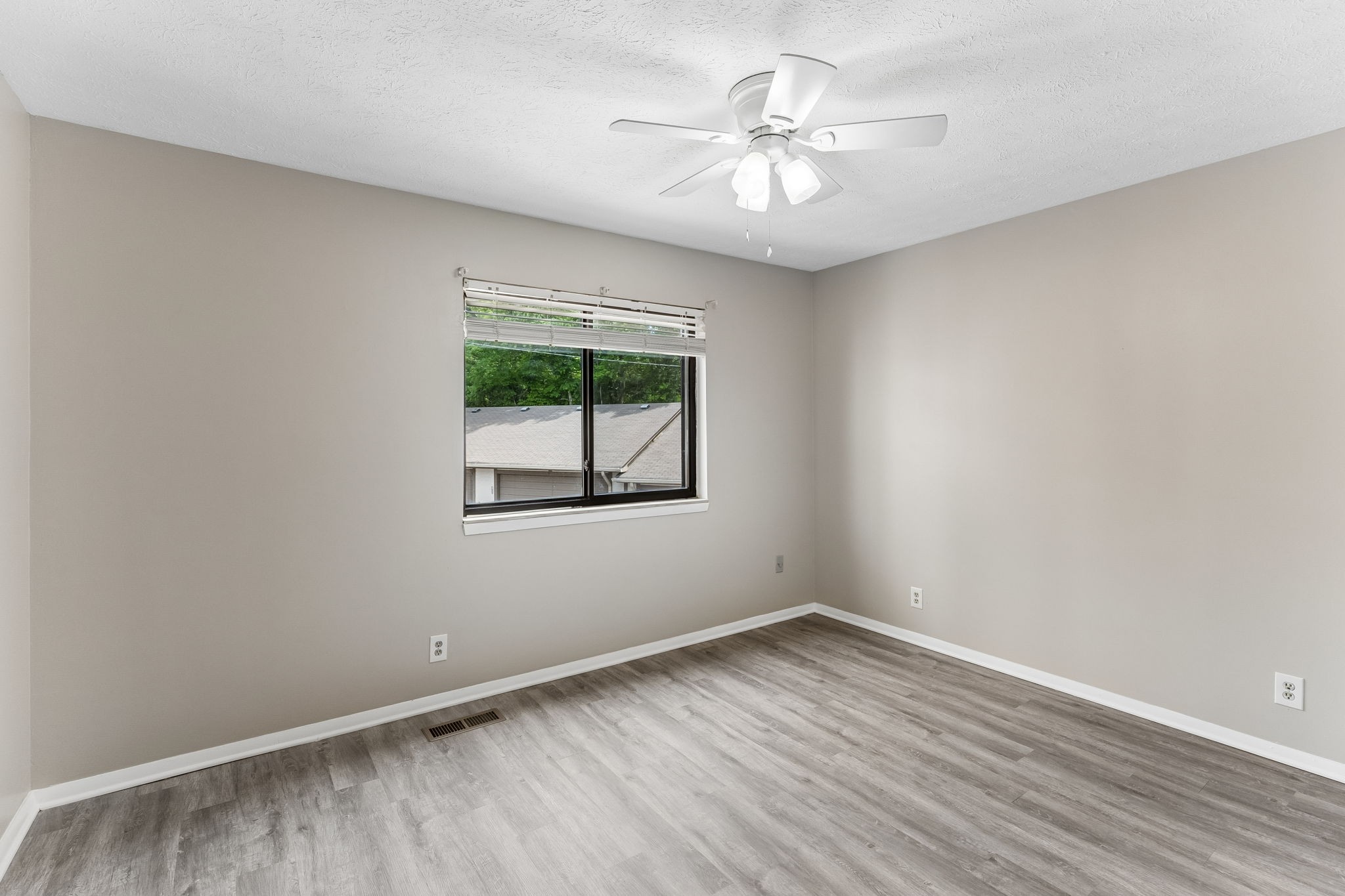 5330 Edmondson Pike Nashville TN 37211