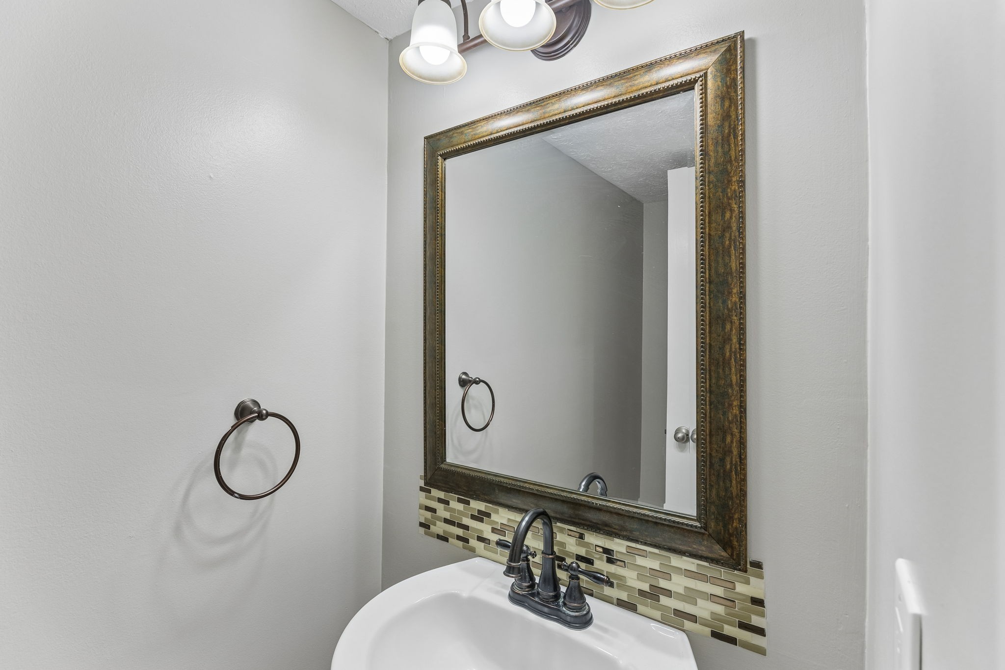5330 Edmondson Pike Nashville TN 37211