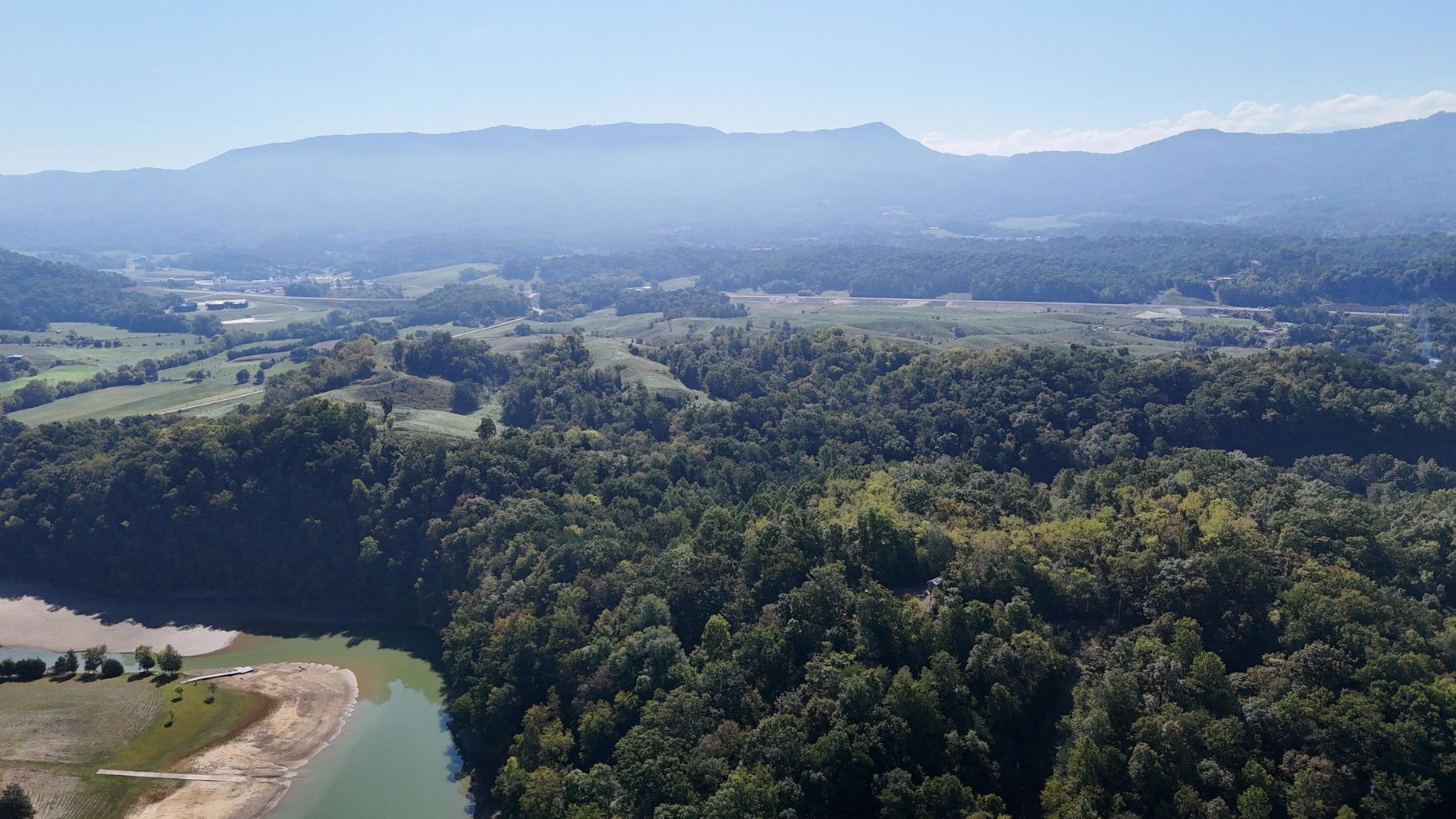23 Caywood Road Dandridge TN 37725
