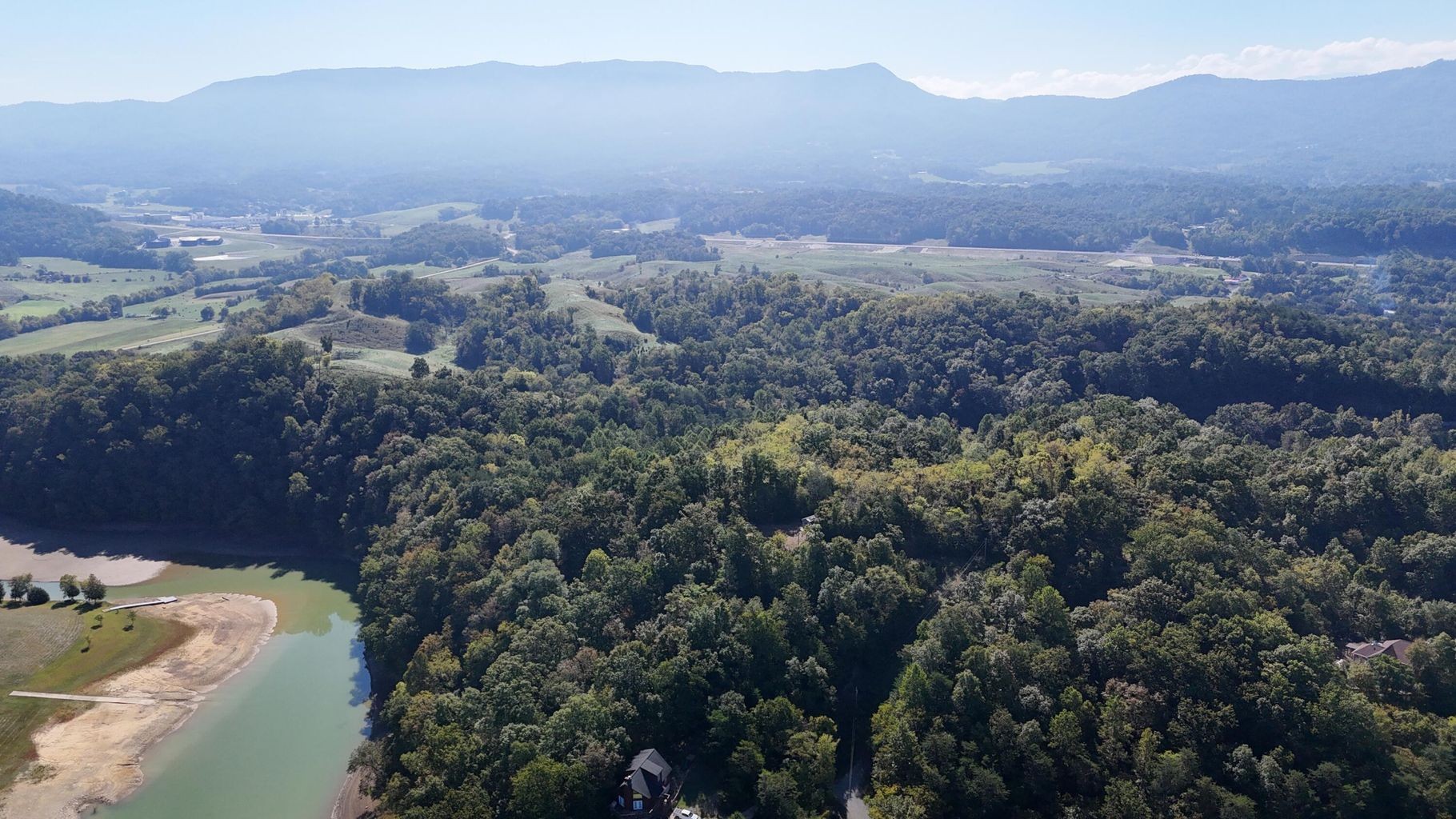 23 Caywood Road Dandridge TN 37725