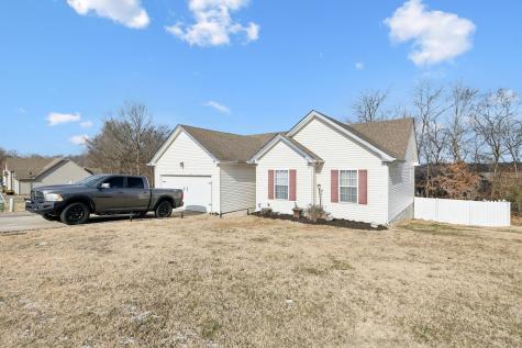 399 Zurich Court Clarksville TN 37040