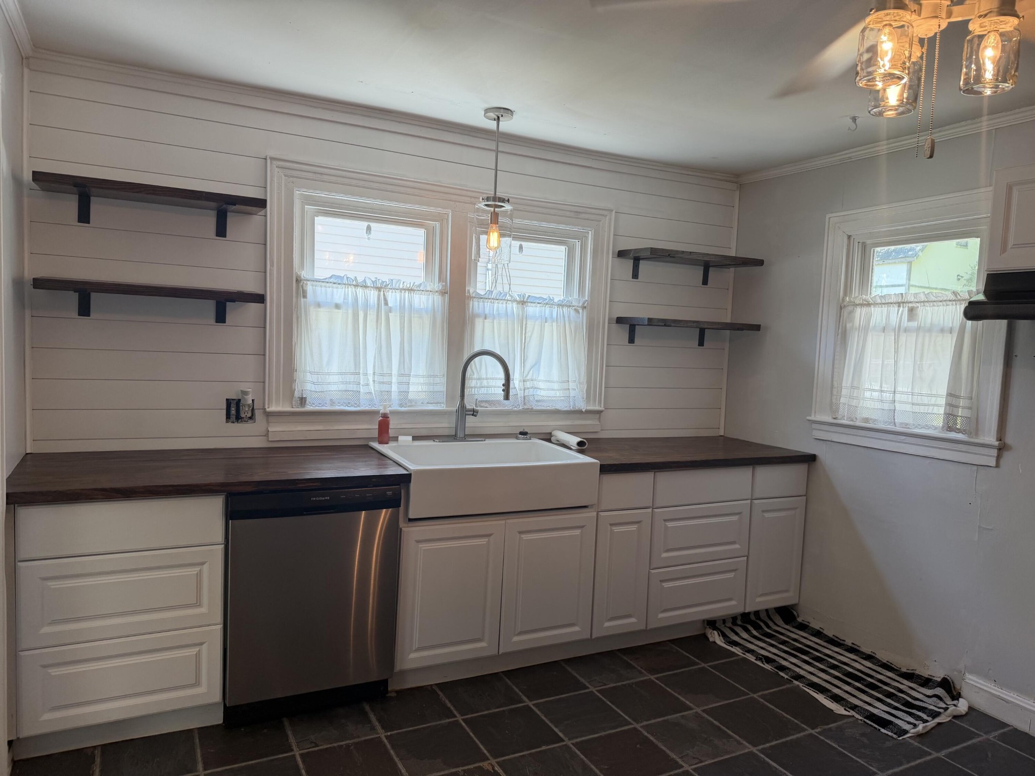 806 Willow Street, NW Cleveland TN 37311
