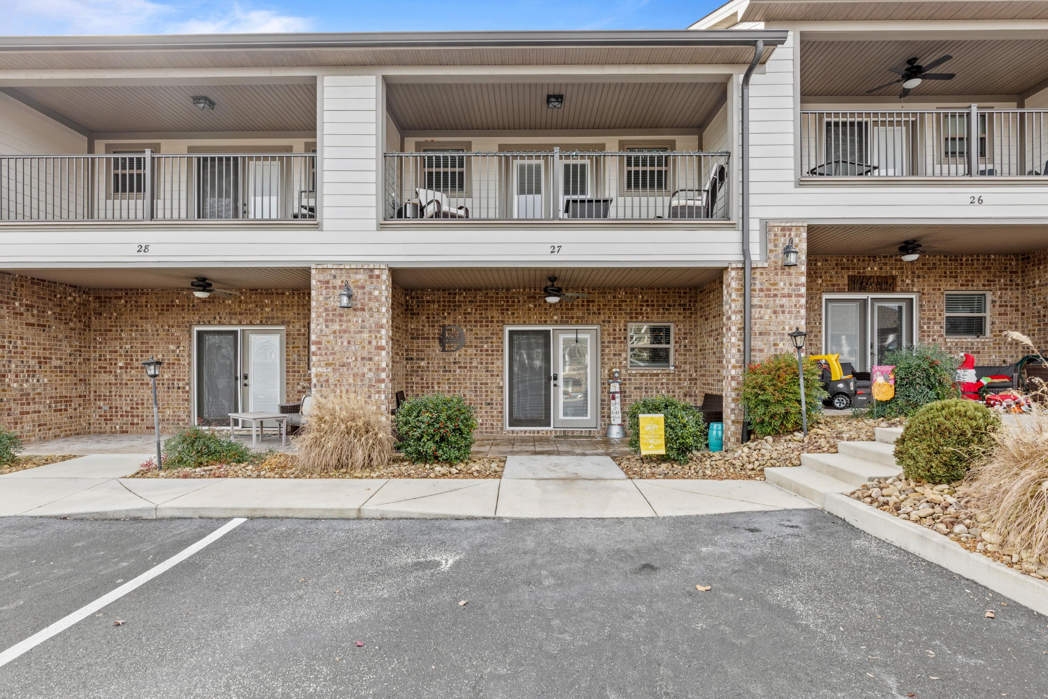 1255 New Lake Road Spring City TN 37381