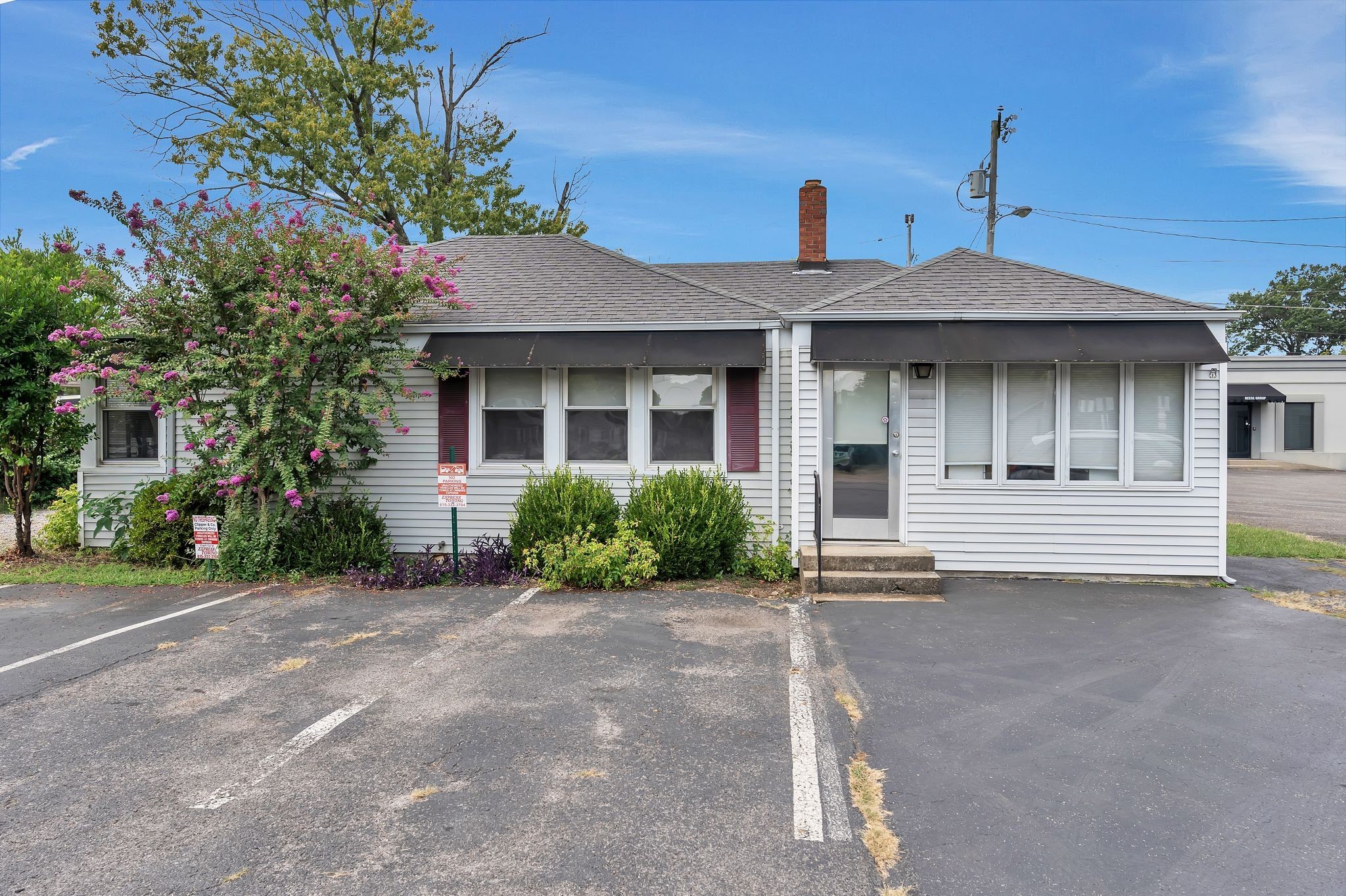 2823 Columbine Place Nashville TN 37204
