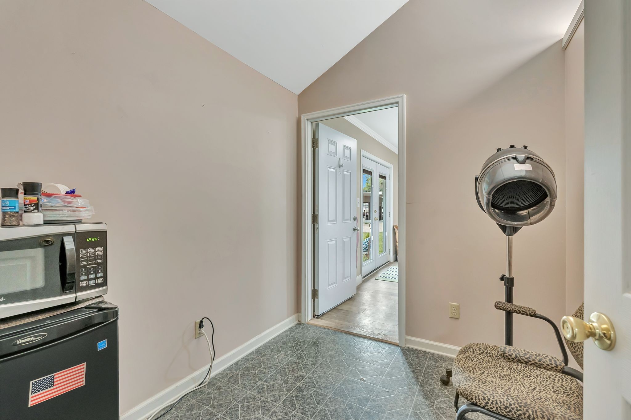 2823 Columbine Place Nashville TN 37204