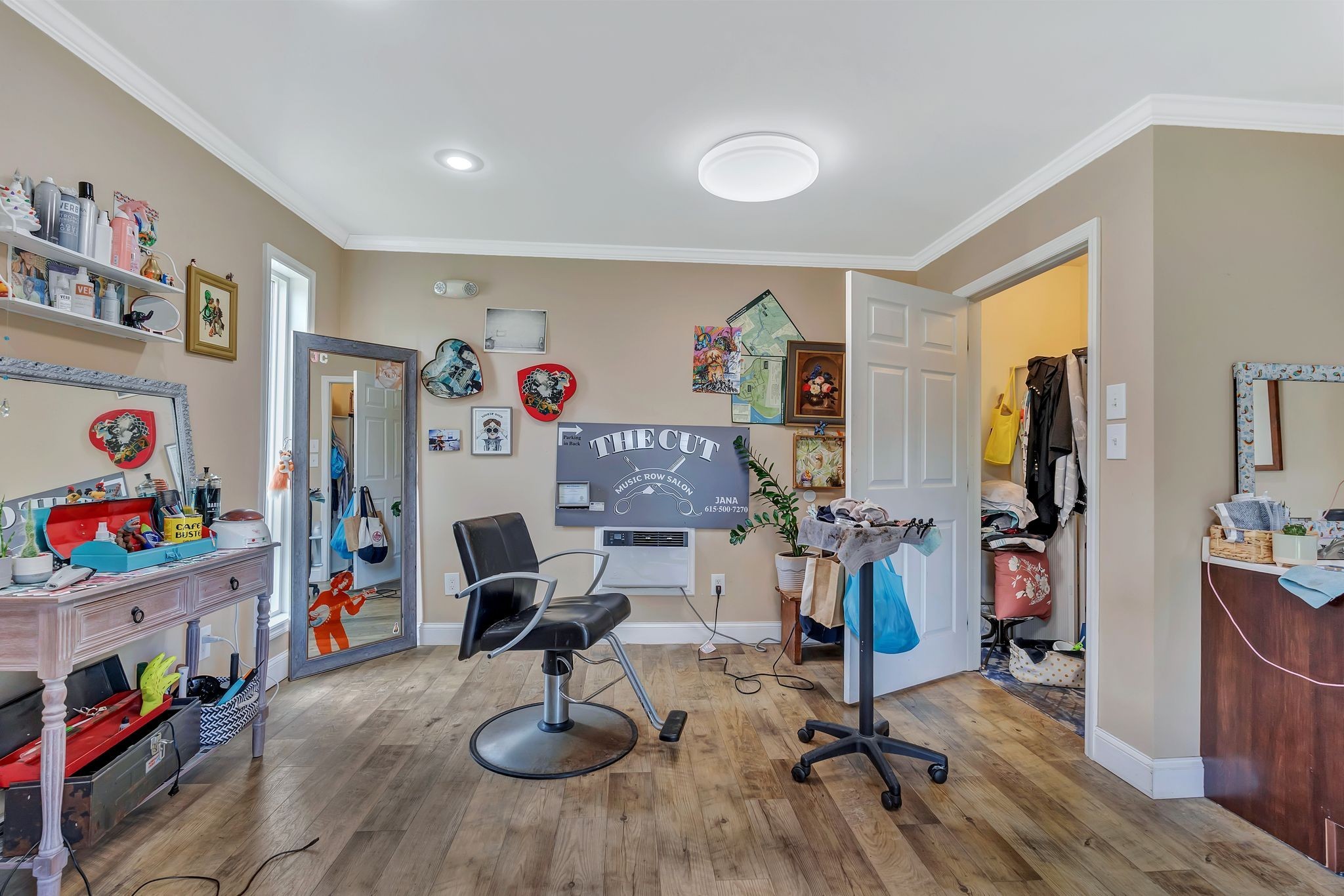 2823 Columbine Place Nashville TN 37204