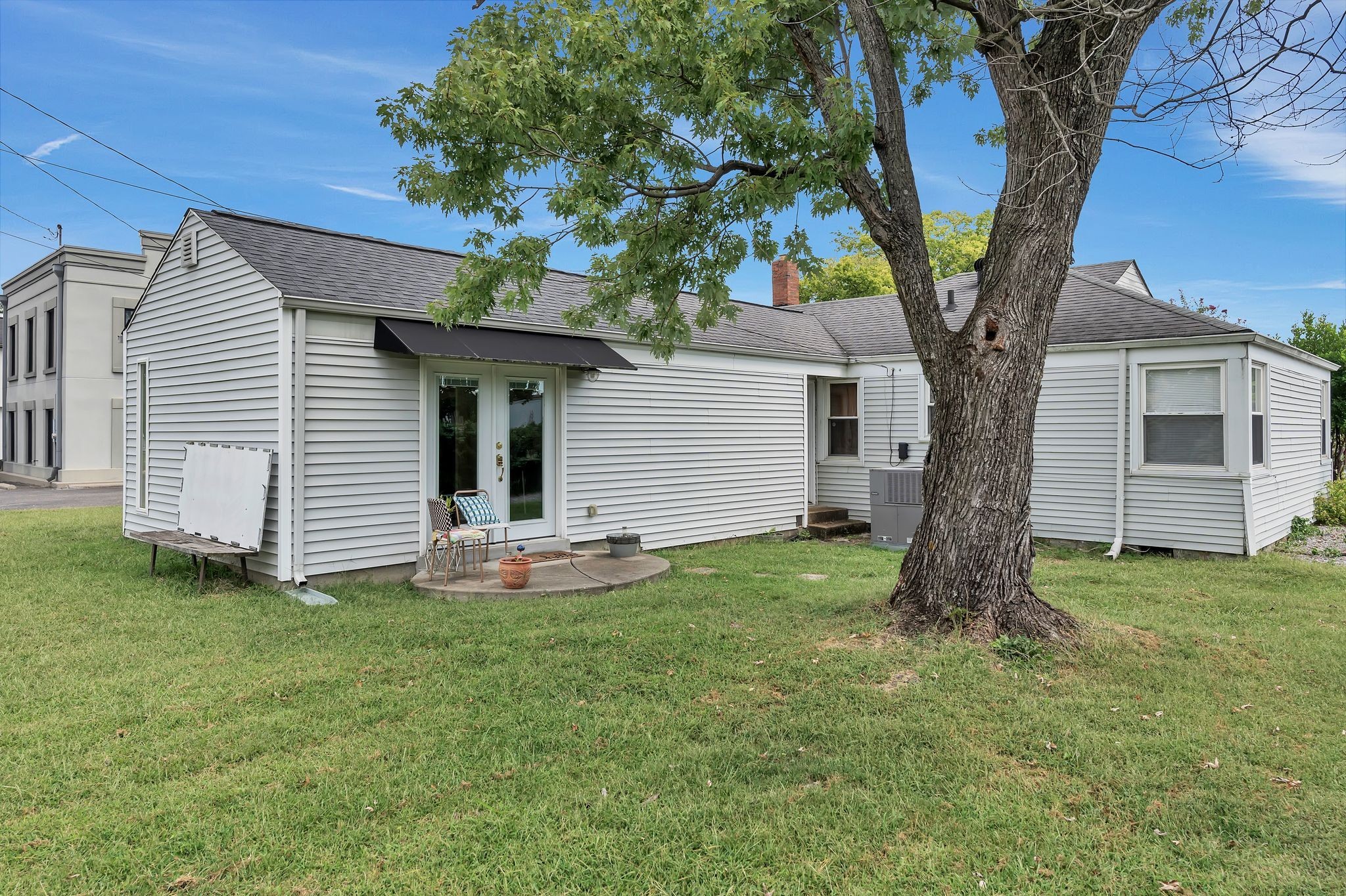 2823 Columbine Place Nashville TN 37204