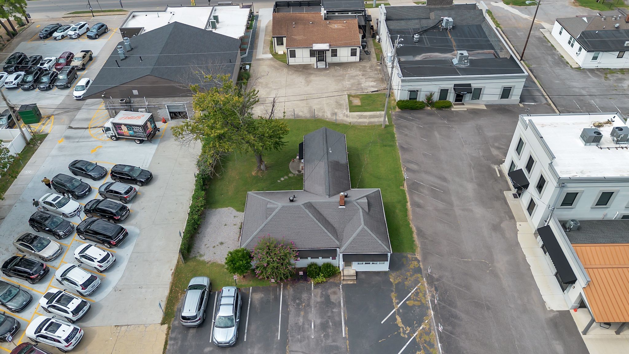 2823 Columbine Place Nashville TN 37204