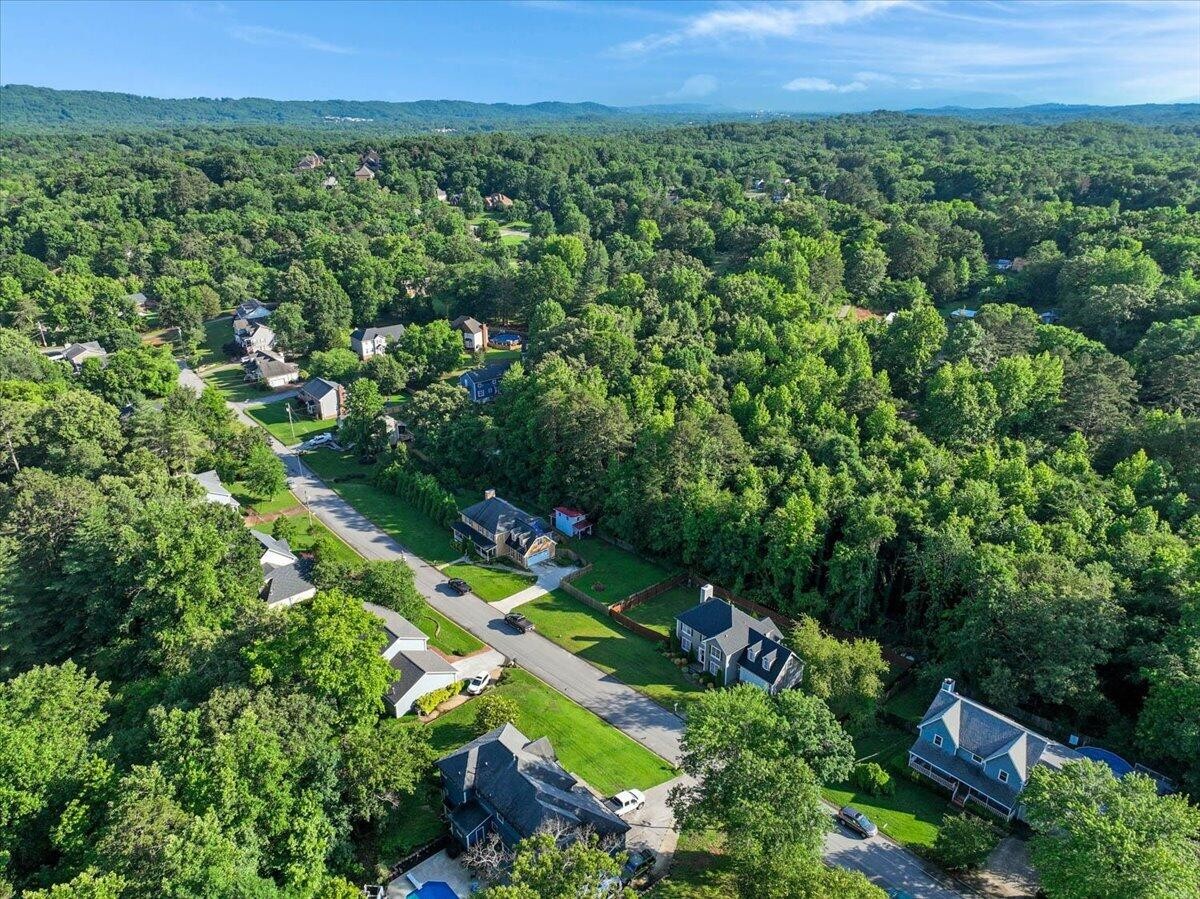 7923 Woodstone Drive Hixson TN 37343