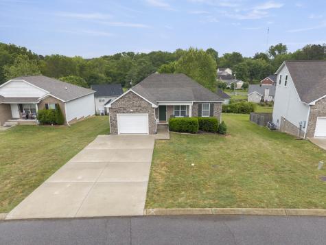 631 Berry Circle Springfield TN 37172