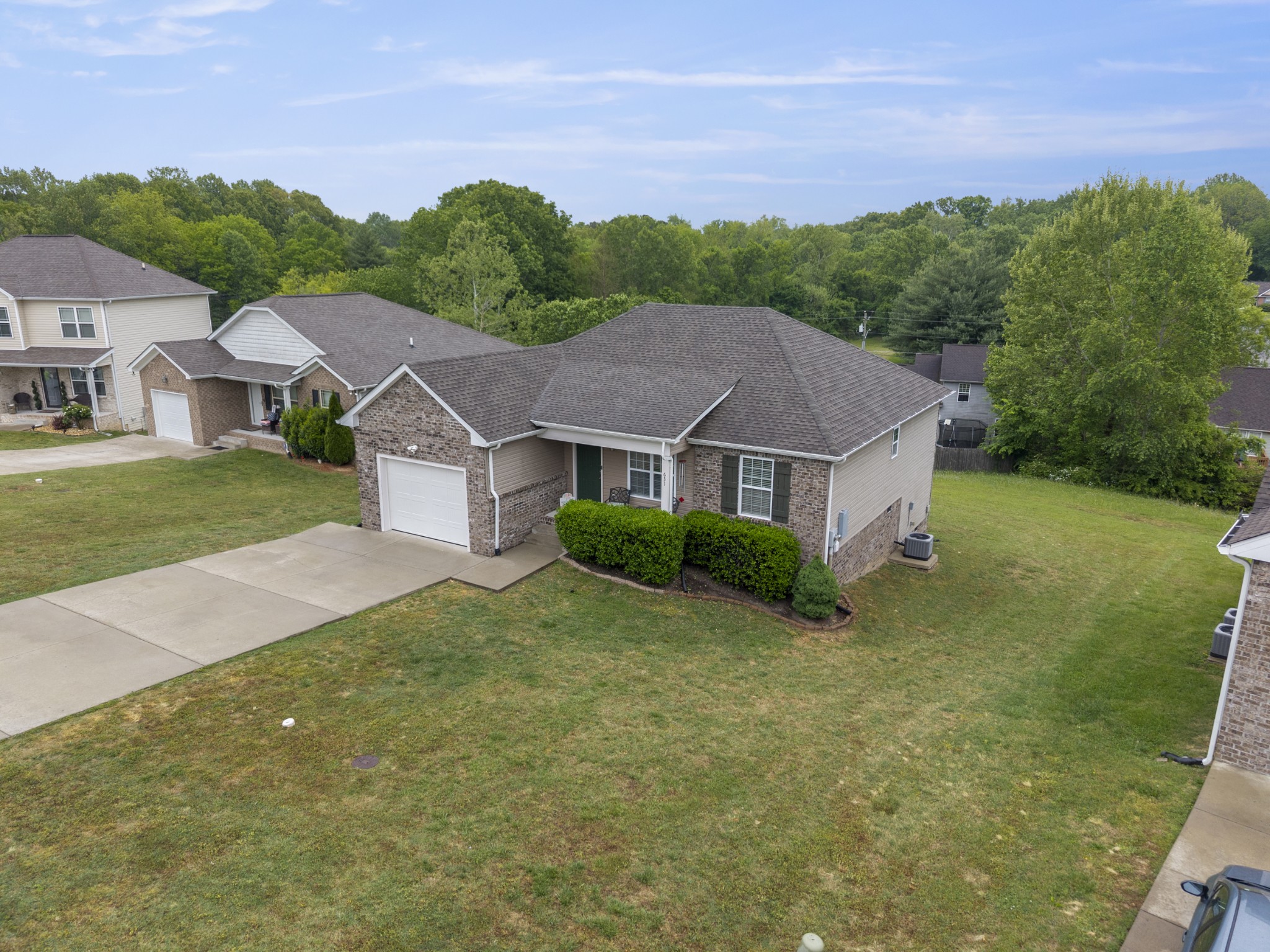 631 Berry Circle Springfield TN 37172