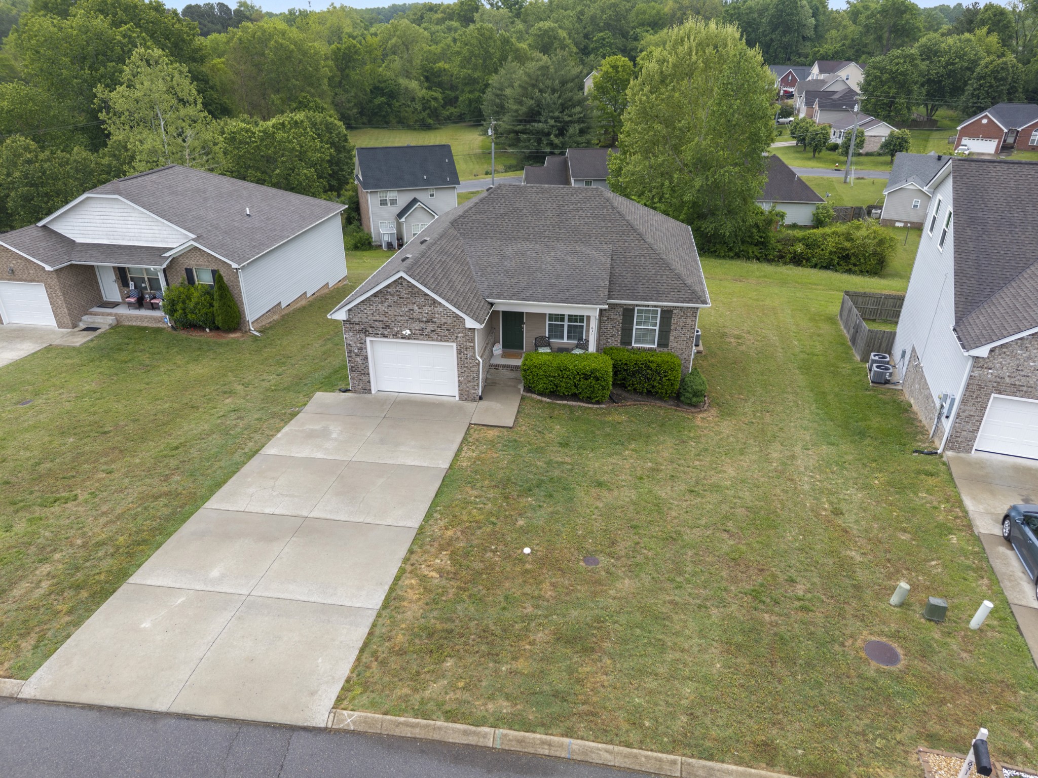 631 Berry Circle Springfield TN 37172