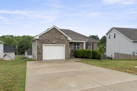 631 Berry Circle Springfield TN 37172