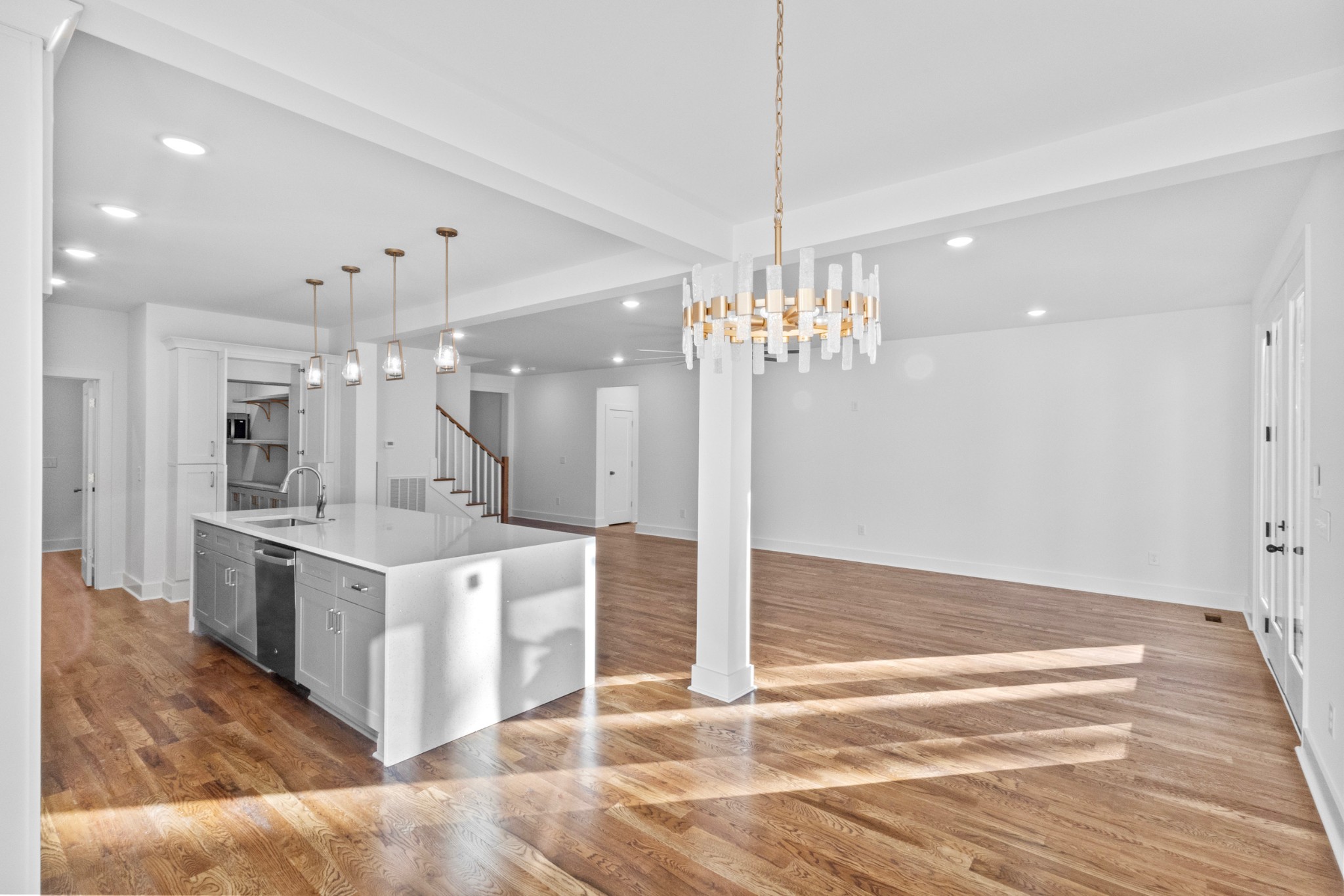 3824 Saunders Avenue Nashville TN 37216