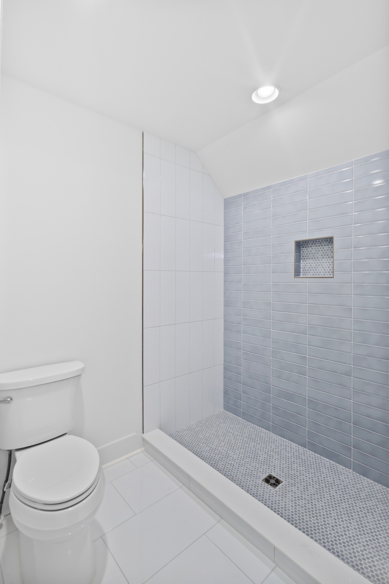 3824 Saunders Avenue Nashville TN 37216