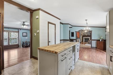 10515 Twin Springs Lane Bon Aqua TN 37025