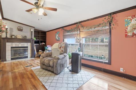 10515 Twin Springs Lane Bon Aqua TN 37025