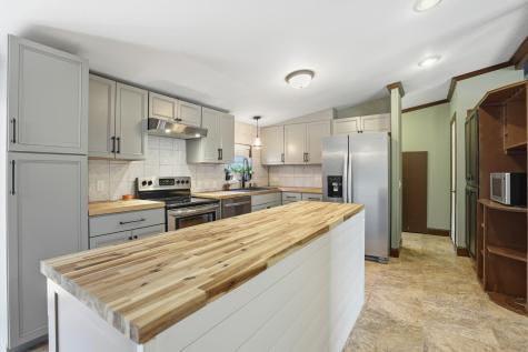 10515 Twin Springs Lane Bon Aqua TN 37025