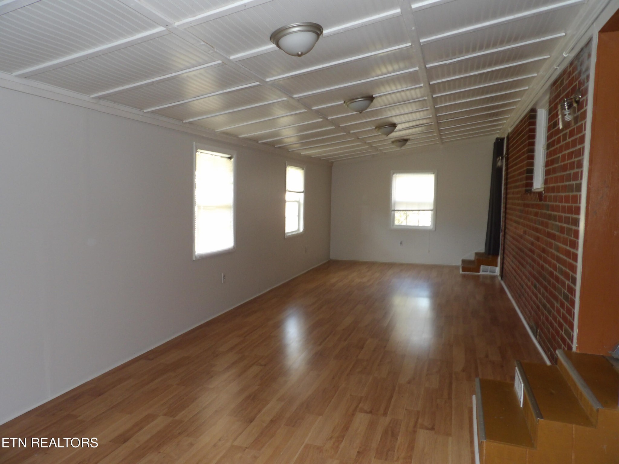 18 Sandra Lane Crossville TN 38555