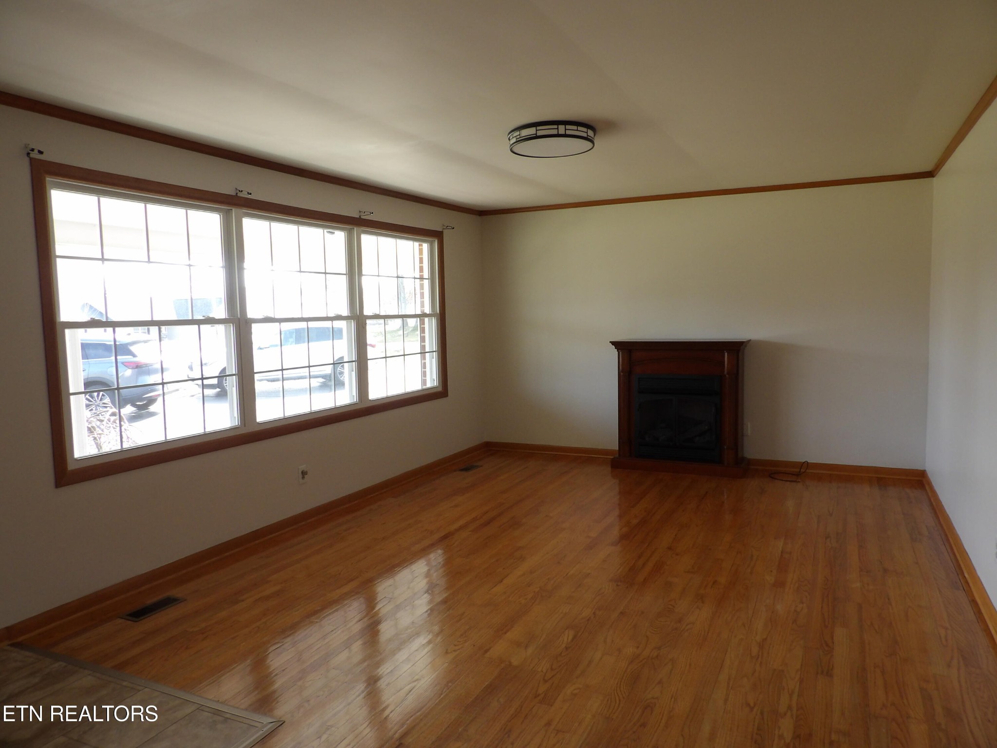 18 Sandra Lane Crossville TN 38555