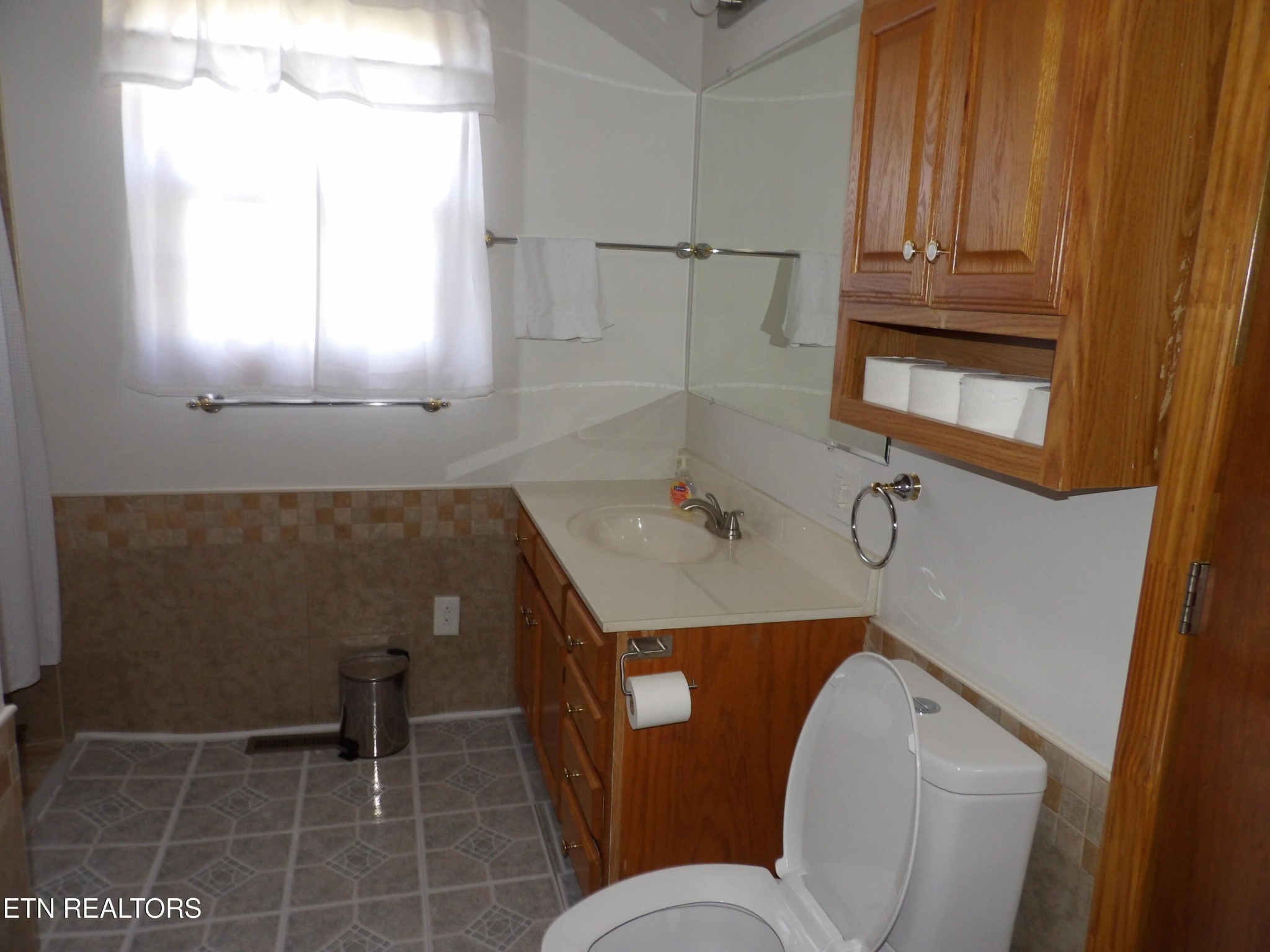 18 Sandra Lane Crossville TN 38555