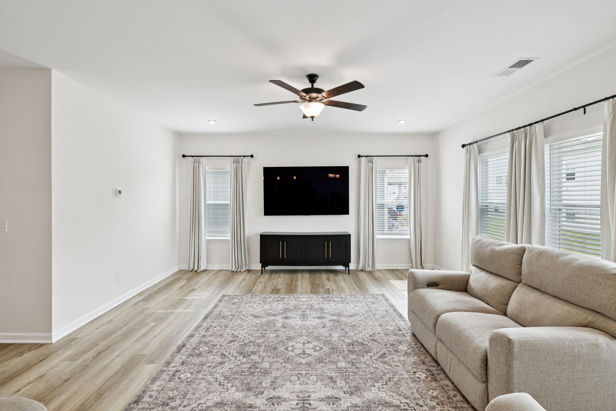 513 Morgan Meadows Way Columbia TN 38401