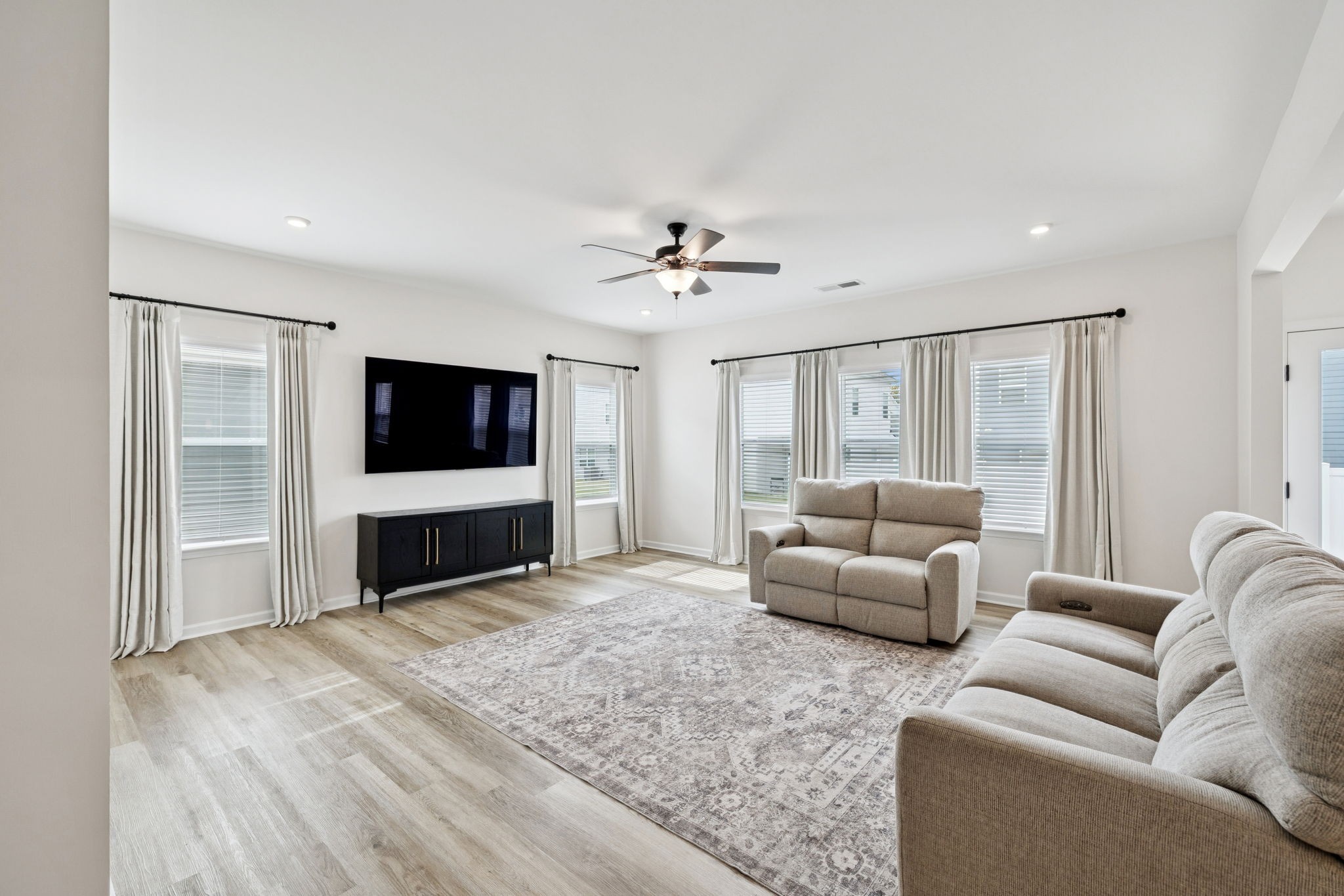 513 Morgan Meadows Way Columbia TN 38401