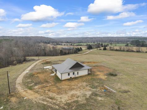 3877 Rockport Mcillwain Road Holladay TN 38341