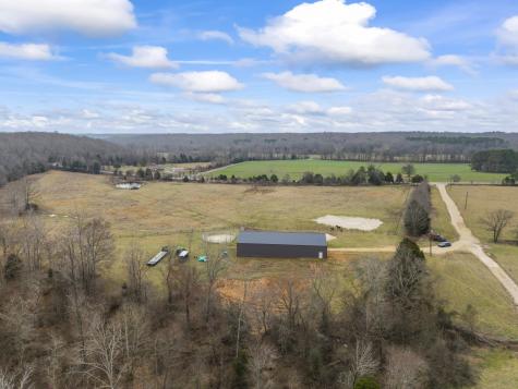 3877 Rockport Mcillwain Road Holladay TN 38341