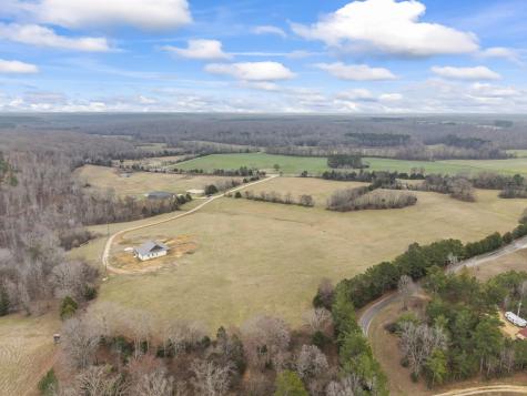 3877 Rockport Mcillwain Road Holladay TN 38341