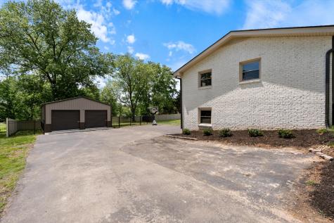 162 Indian Lake Road Hendersonville TN 37075