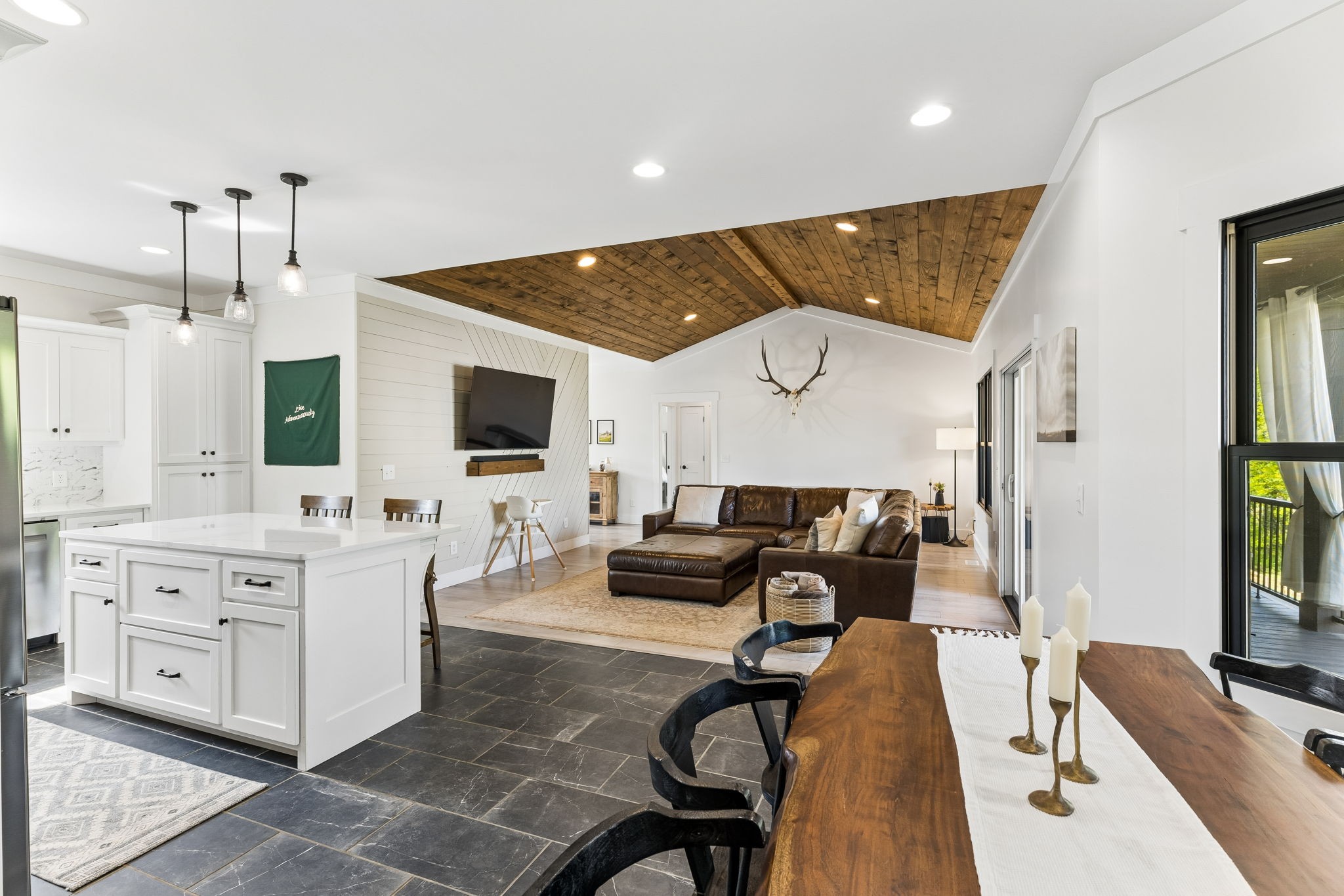 1201 Heelstone Court Columbia TN 38401