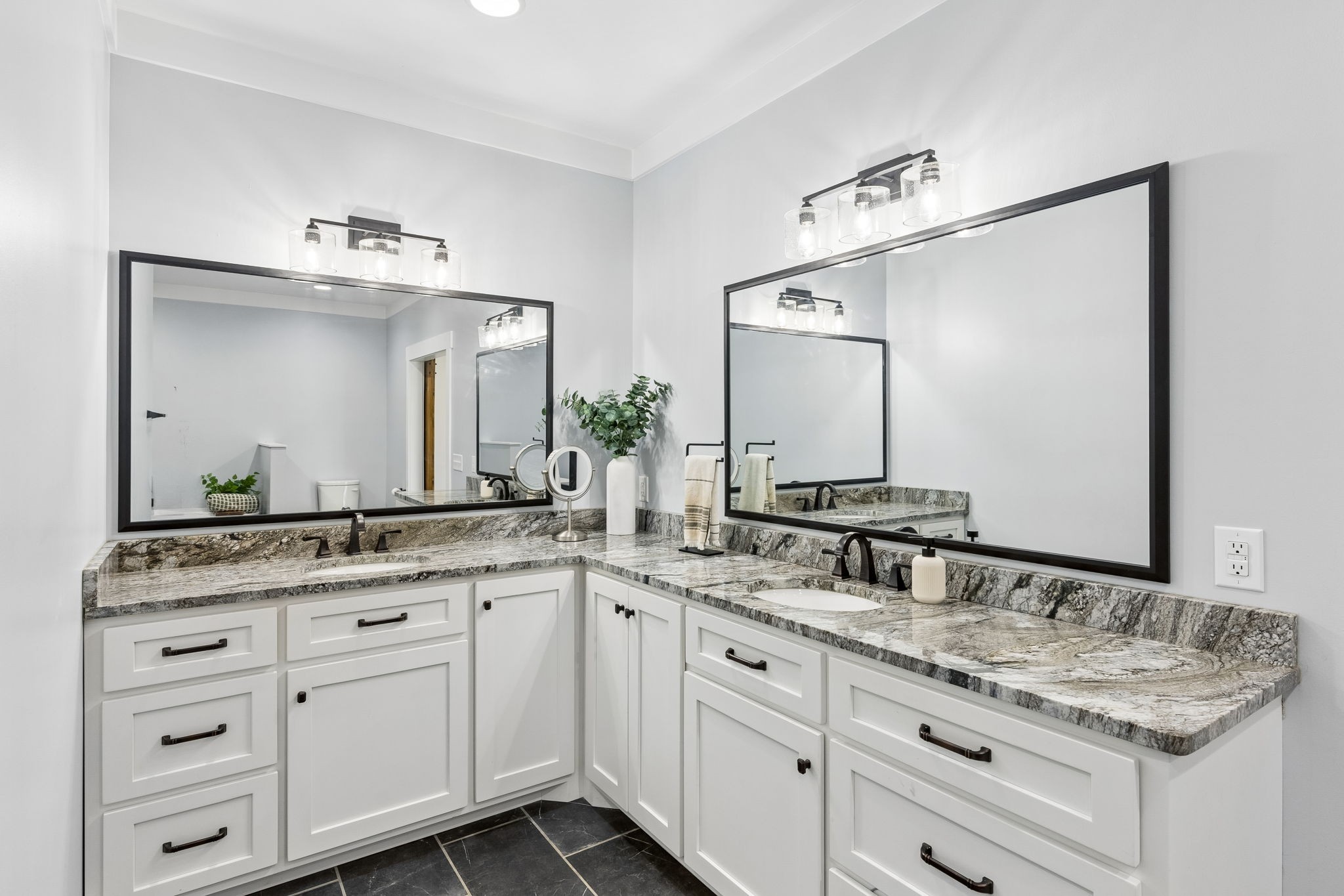 1201 Heelstone Court Columbia TN 38401
