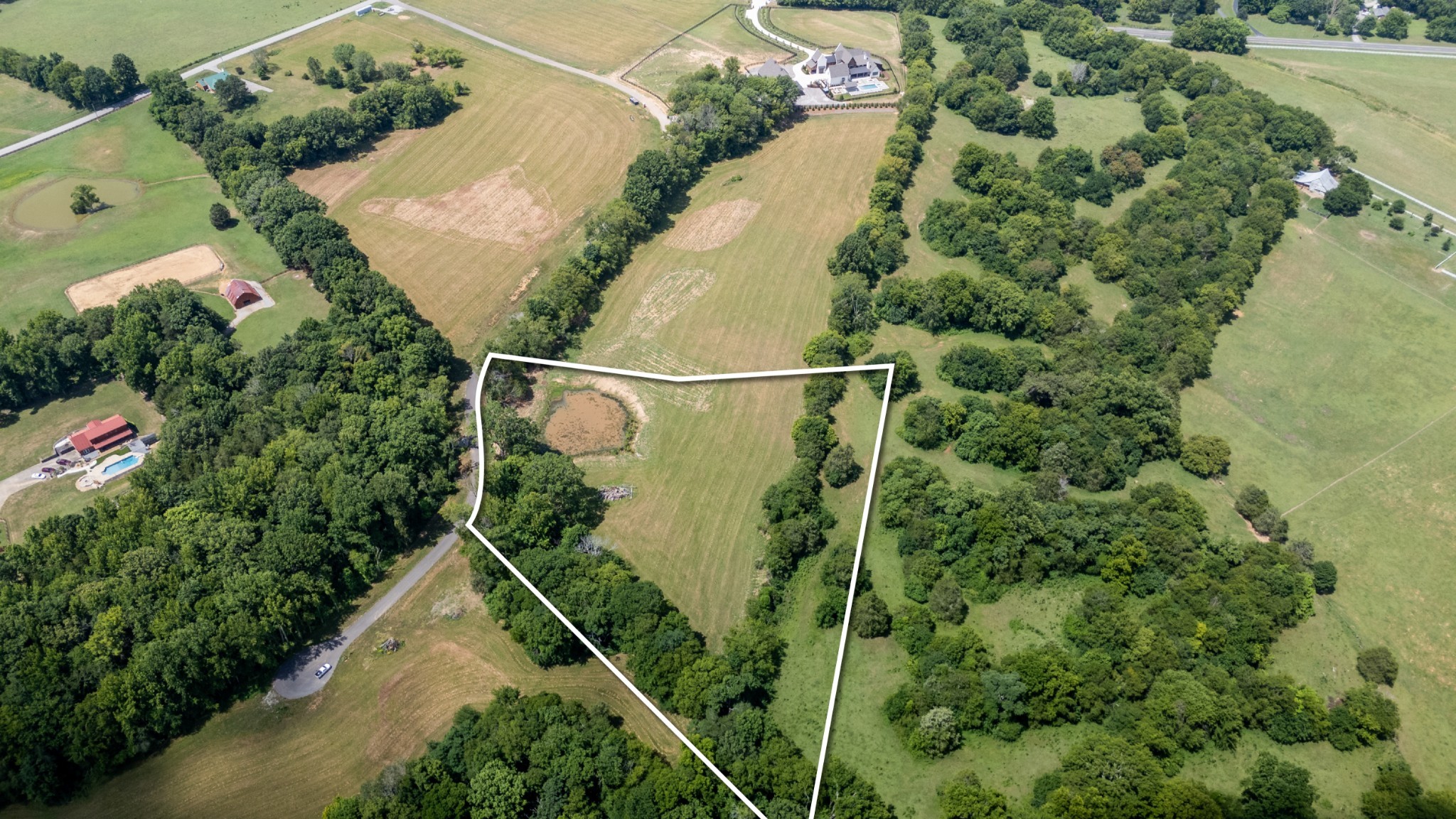 9023 Possum Trot Trail College Grove TN 37046