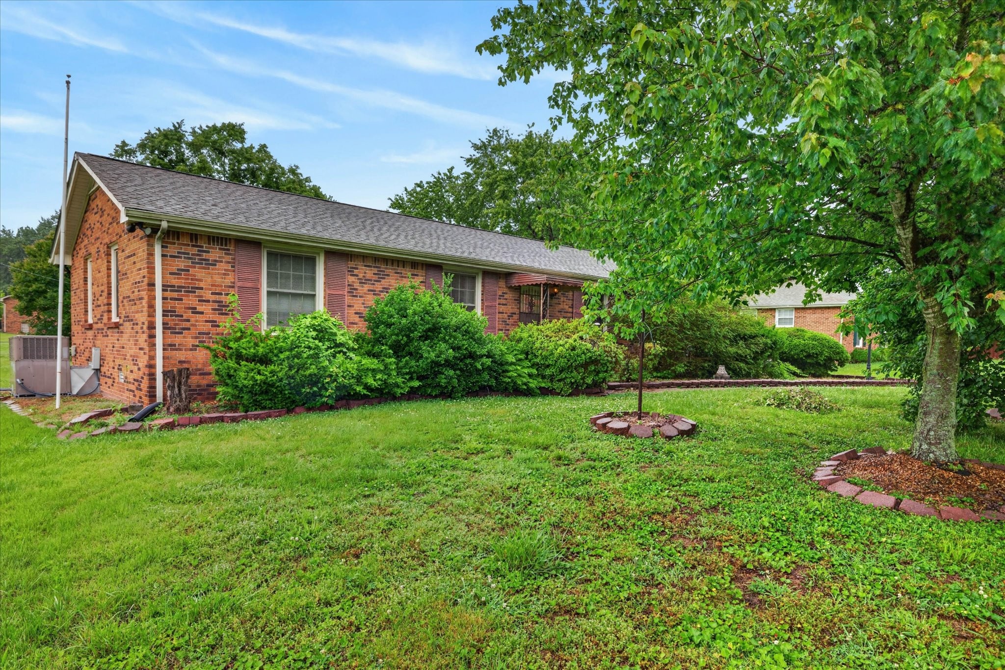 1886 Old Trenton Road Clarksville TN 37040