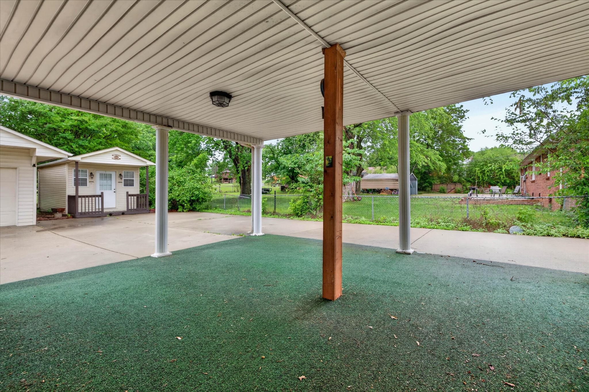 1886 Old Trenton Road Clarksville TN 37040