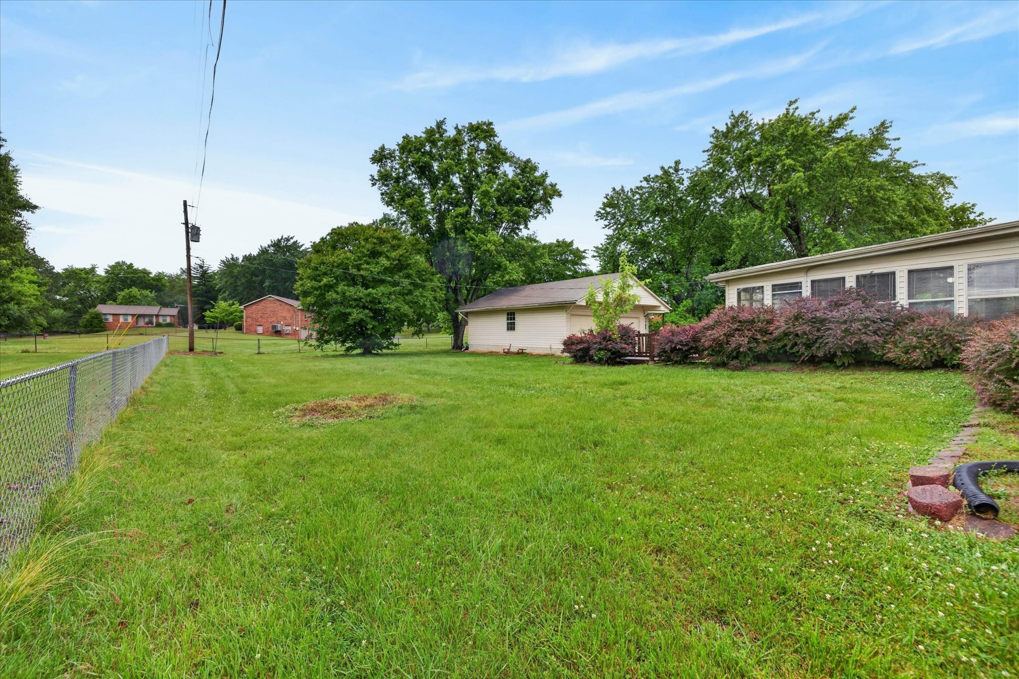 1886 Old Trenton Road Clarksville TN 37040